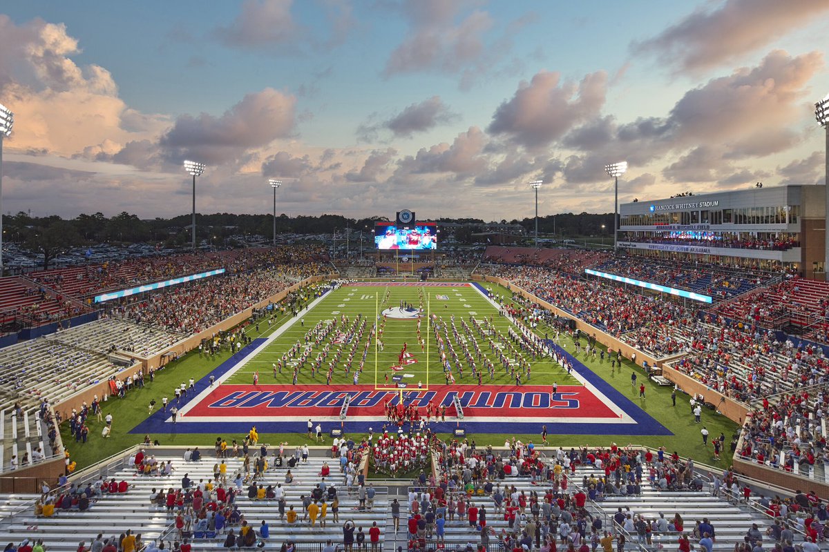 #AGTG I’m Blessed To Say I Have Received An Offer From South Alabama University.@CoachPPetrino @RussellEllingt4 @HuntleyAntonio @harrison2121 @CoachTravv850 @CoachJohnson813