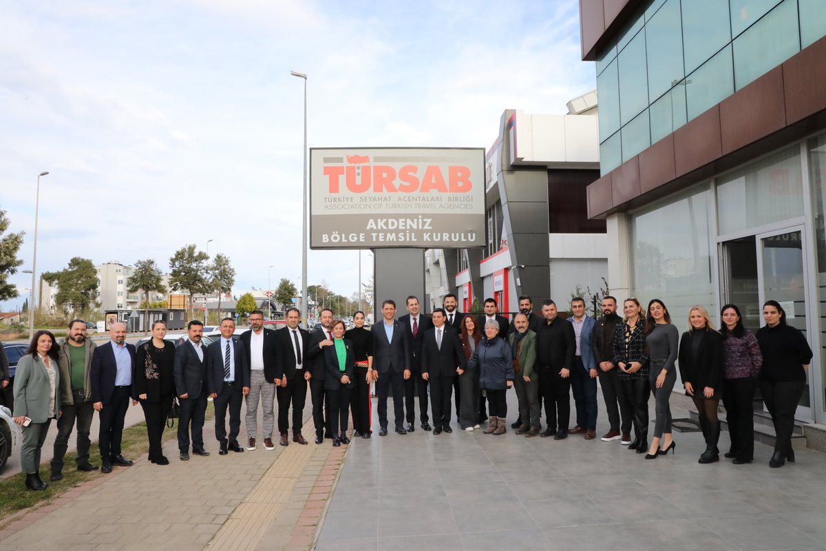 Ali Çetin (@alicetin_07) on Twitter photo TÜRSAB Akdeniz Bölge Temsilciliğini Büyükşehir Belediye Başkan Adayımız Hakan Tütüncü (<a href="/HTutuncu/">Hakan TÜTÜNCÜ</a> ) ile ziyaret ettik. Başkan Rıza Perçin (<a href="/RizaPercin/">Rızaperçin</a> ) ve Yönetimine teşekkür ederim. TÜRSAB Akdeniz Bölge Temsilciliğini Büyükşehir Belediye Başkan Adayımız Hakan Tütüncü (<a href="/HTutuncu/">Hakan TÜTÜNCÜ</a> ) ile ziyaret ettik. Başkan Rıza Perçin (<a href="/RizaPercin/">Rızaperçin</a> ) ve Yönetimine teşekkür ederim.