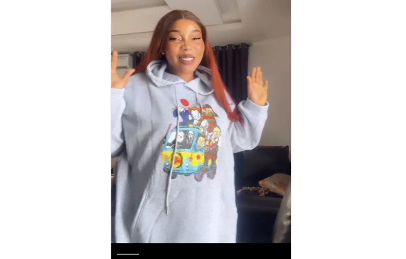 All slides are available for 7000
Location:Lagos
Pls kindly like and retweet my post🙏🏻🙏🏻😩😩