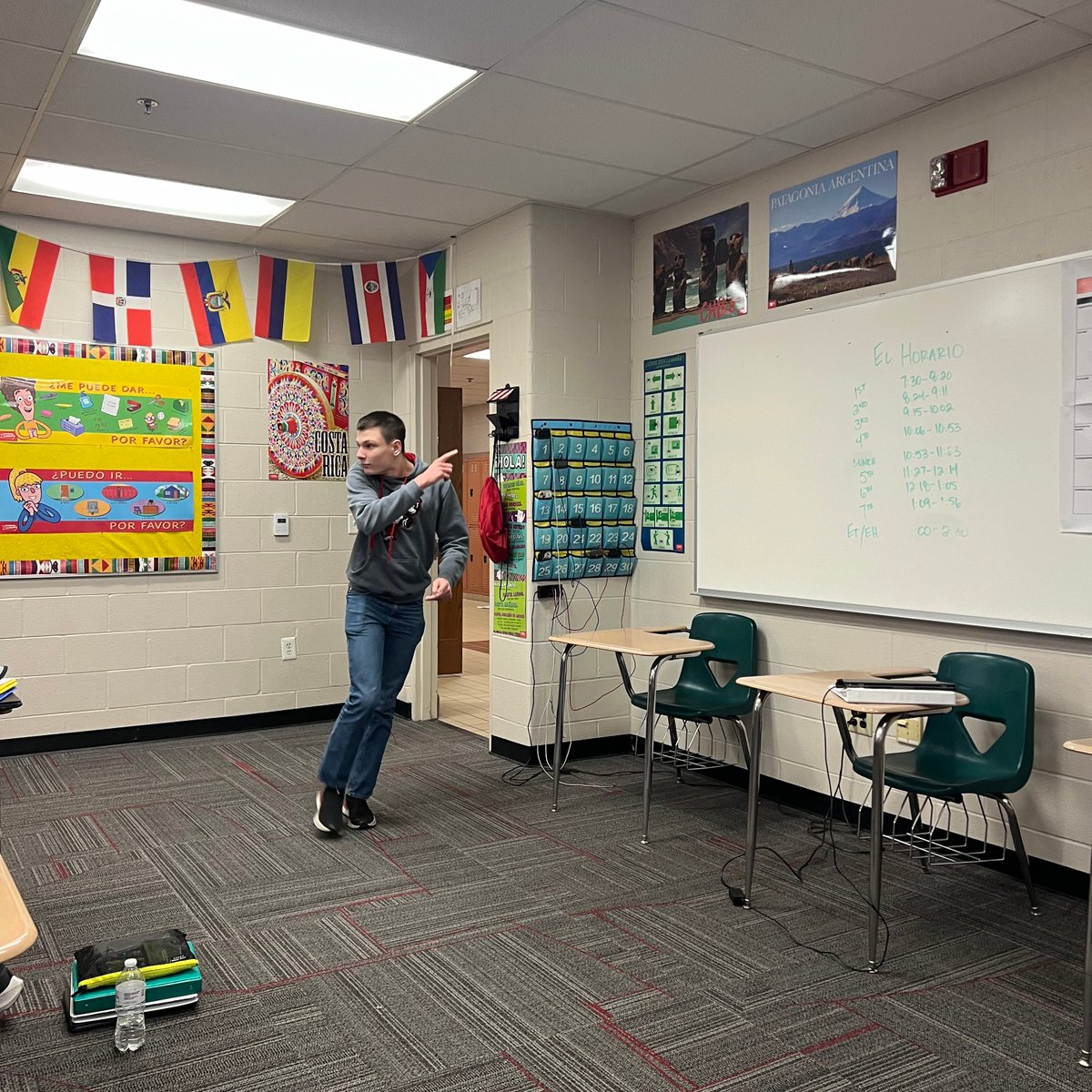 wayne_local's tweet image. 💃🎭 Spanish 1 students in Mrs. Horvath&apos;s class brought vocab to life through charades! Acting out words or actions, they guessed in Spanish, adding fun to language learning! 🇪🇸🗣️ #SpanishClass #LanguageFun