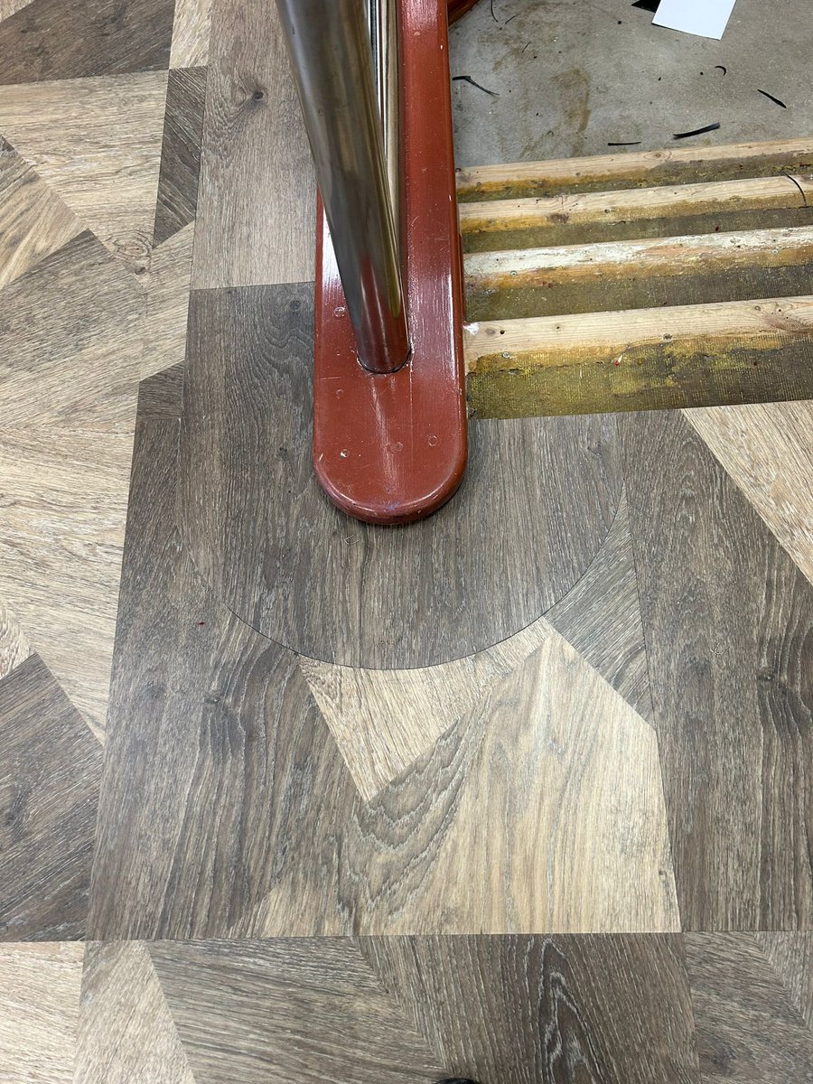 M2Flooring's tweet image. Lads together today