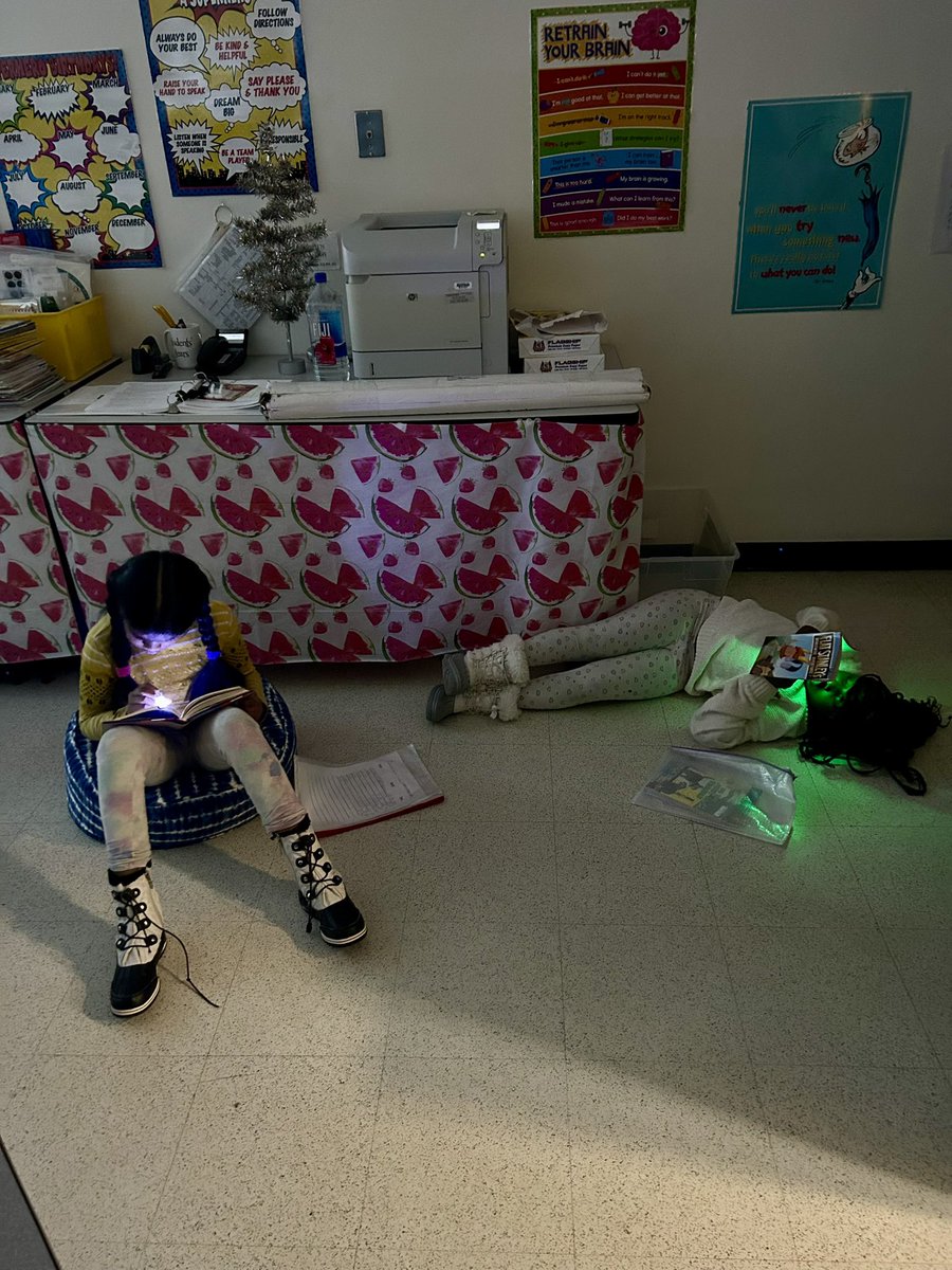 elmstmorsels's tweet image. One way to brighten up these dreary days…..use a colorful book light when reading!!