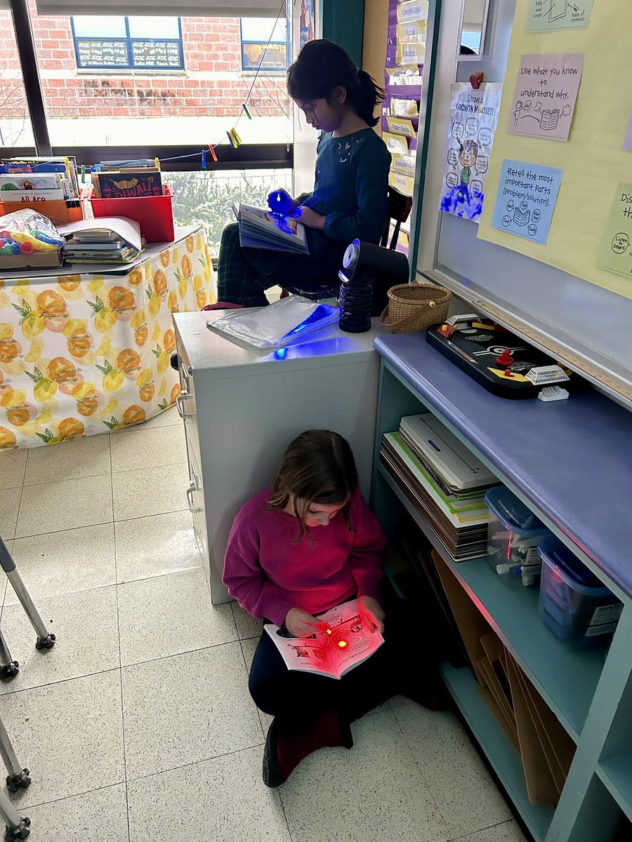 elmstmorsels's tweet image. One way to brighten up these dreary days…..use a colorful book light when reading!!