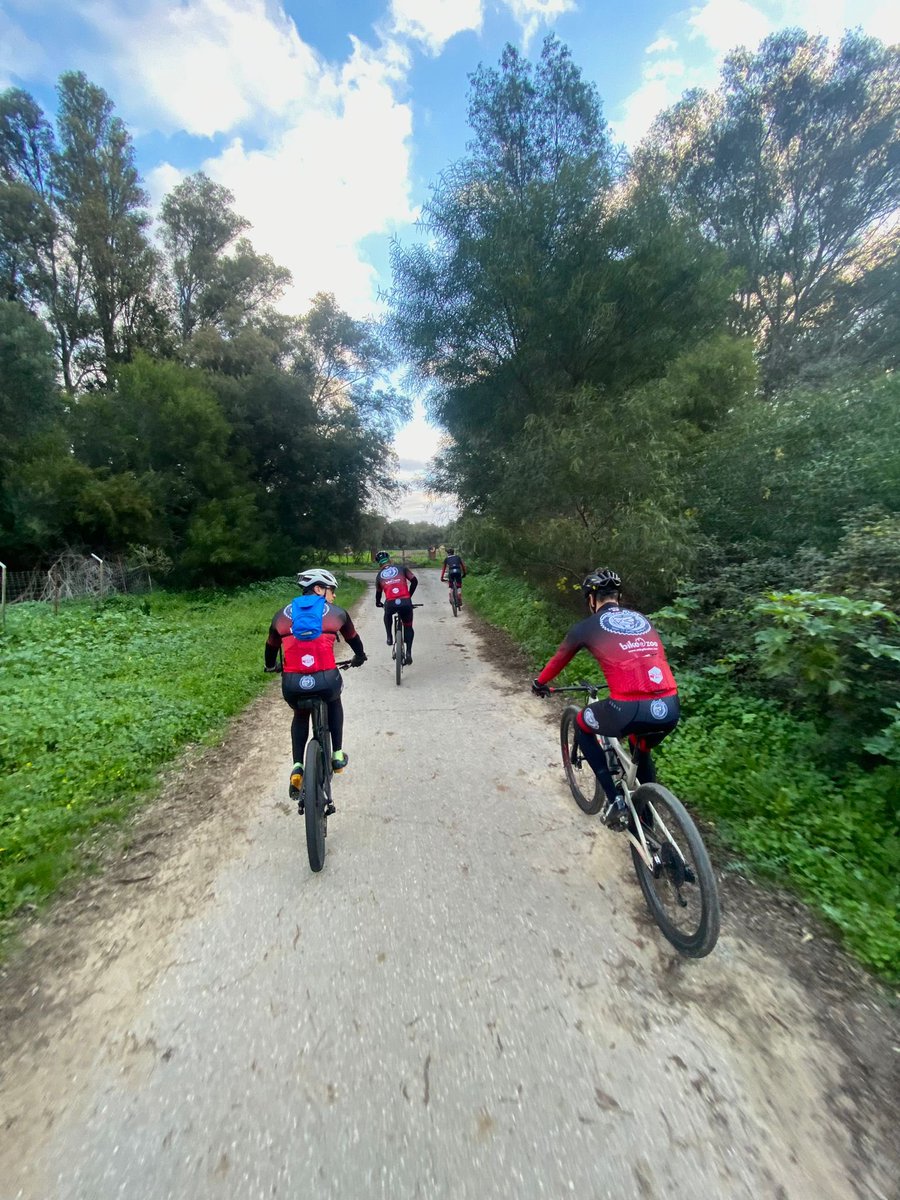 Freedom is inside of you. You just need to unlock it! #TeamPEB take to the trails this morning and enjoy the freedom to cycle out in the open. Join us. #PaseoEnBici #GibraltarCycling #MTBGib #MTB #Cycling