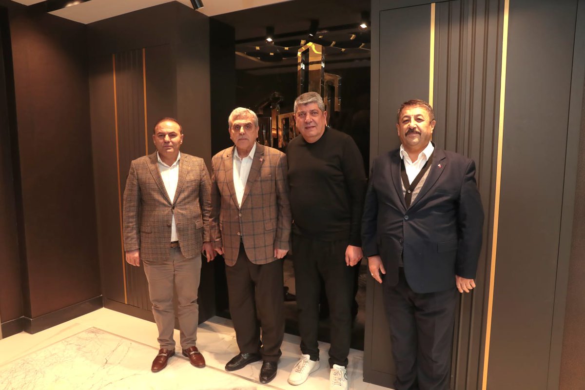 Zeynel Abidin BEYAZGÜL (@zabeyazgul) on Twitter photo Gazeteci - Yazar <a href="/kapakliomer/">Ömer N. Kapaklı</a> ve Şanlıurfa İnşaat Müteahhitleri Derneği Başkanı <a href="/mustafaonal63/">MUSTAFA ÖNAL</a> ile bir araya geldik.
Misafirperverliklerinden dolayı kendilerine teşekkür ediyorum. Gazeteci - Yazar <a href="/kapakliomer/">Ömer N. Kapaklı</a> ve Şanlıurfa İnşaat Müteahhitleri Derneği Başkanı <a href="/mustafaonal63/">MUSTAFA ÖNAL</a> ile bir araya geldik.
Misafirperverliklerinden dolayı kendilerine teşekkür ediyorum.