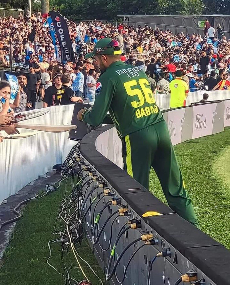 PCTforLife's tweet photo. From which country you received the biggest cheer (apart from Pakistan) ?

#AskBabar https://t.co/nDJ7kXoWBW