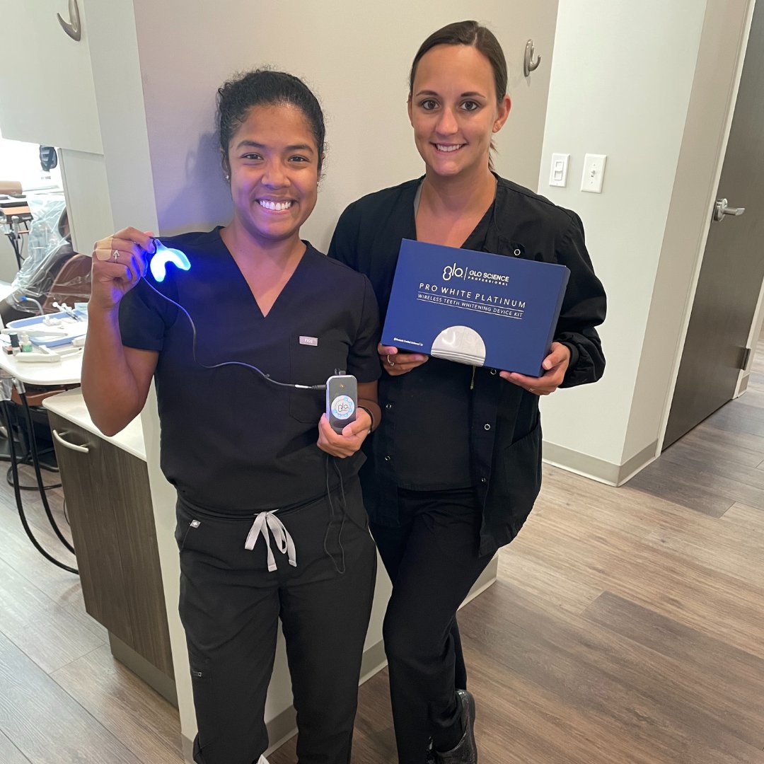 We have multiple options to help you start the year off with a whiter, brighter smile, including at-home kits and in-office services. Contact us to discuss the best method for you: bit.ly/2VYqkB8