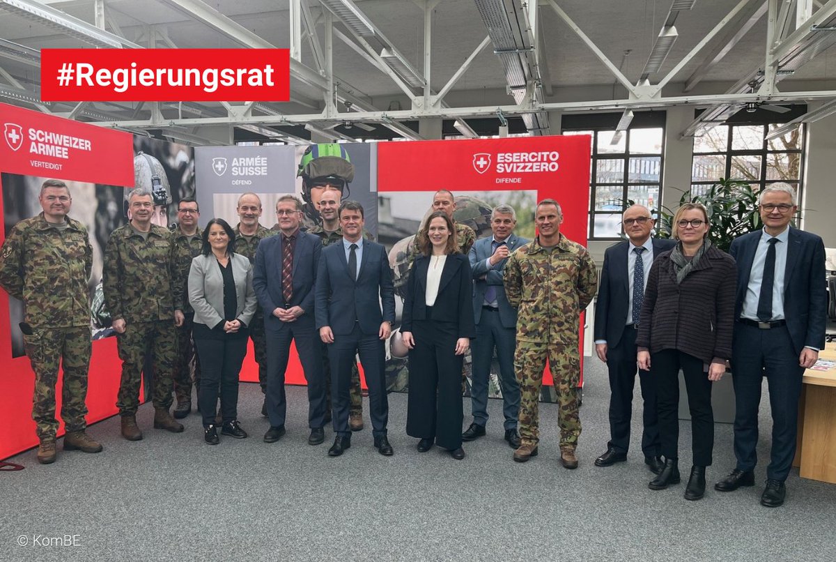 Die geopolitischen Spannungen wirken sich auf die Schweiz und den Kanton Bern aus. Darüber diskutierte die Schweizer Armeeführung unter Leitung von Korpskommandant Thomas Süssli heute mit dem Berner Regierungsrat.