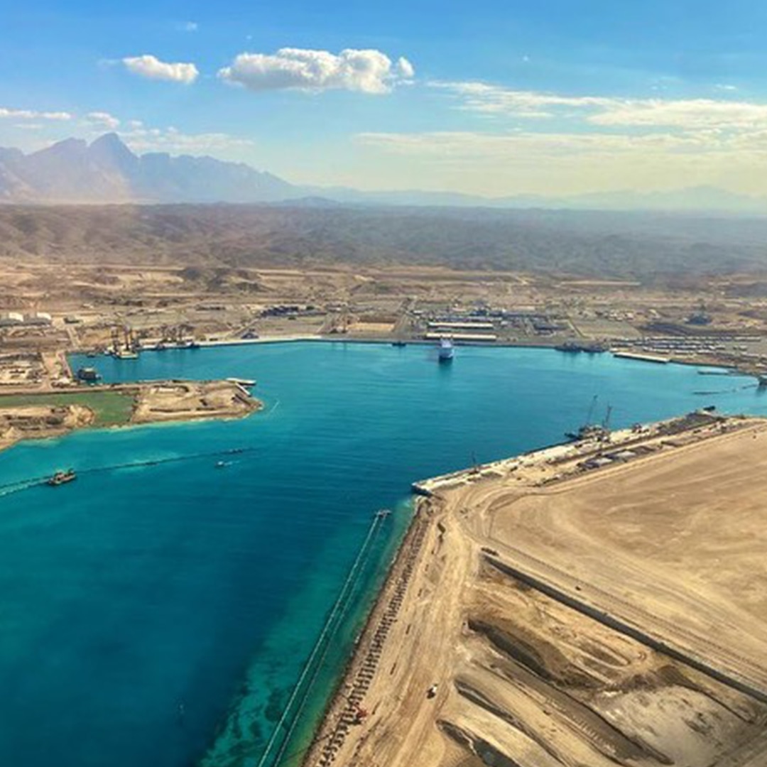TheTourismMemo's tweet photo. في أوكساچون، واحدة من المناطق الرئيسية في نيوم والتي تعتبر مركزًا حيويًا للصناعات، تتقدم أعمال الإنشاءات لتشمل مناطق مخصصة للصناعات المبتكرة، وميناءً، بالإضافة إلى مجموعة من المساكن والفنادق ومراكز الأبحاث المتقدمة. https://t.co/tQtcvNyD9K