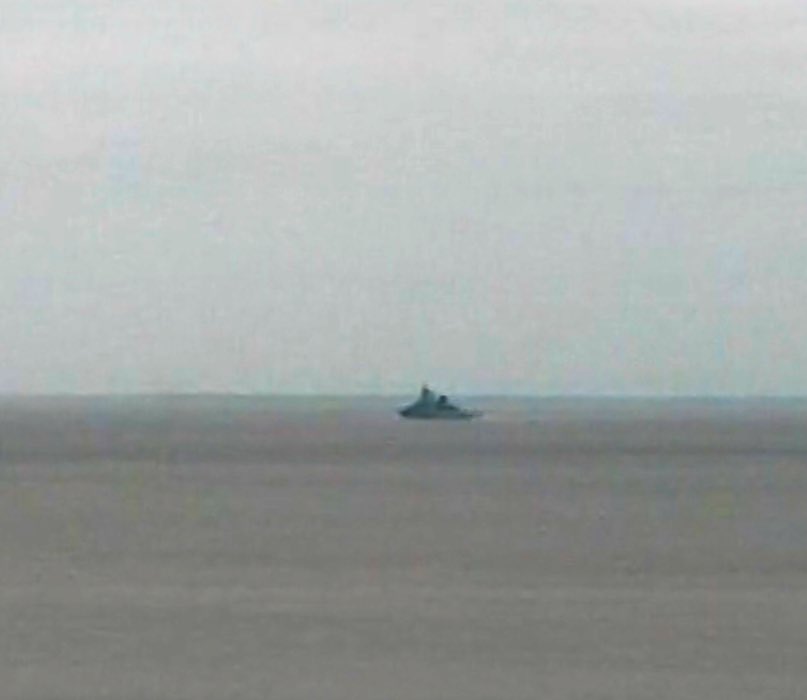 WarshipCam's tweet photo. German Navy Sachsen-class frigate FGS Hessen (F221) leaving Wilhelmshaven, Germany - January 31, 2024 #fgshessen #f221
SRC: webcam https://t.co/yiBo3xwDjI