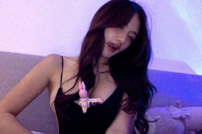 Photobooth sess https://t.co/pfus5KN9Ux