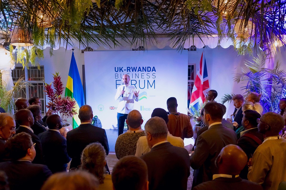UKinRwanda's tweet photo. That's a wrap for the #UKRwBusinessForum! In the last 3 days:

➡️950+ people attended
➡️14 sites visited, covering 6 industry sectors
➡️countless opportunities to network &amp; build new partnerships
➡️&amp; so much 🇷🇼 coffee &amp; tea drunk!

A huge thanks to all our sponsors and hosts 🤝 https://t.co/ndz1AZFBC5