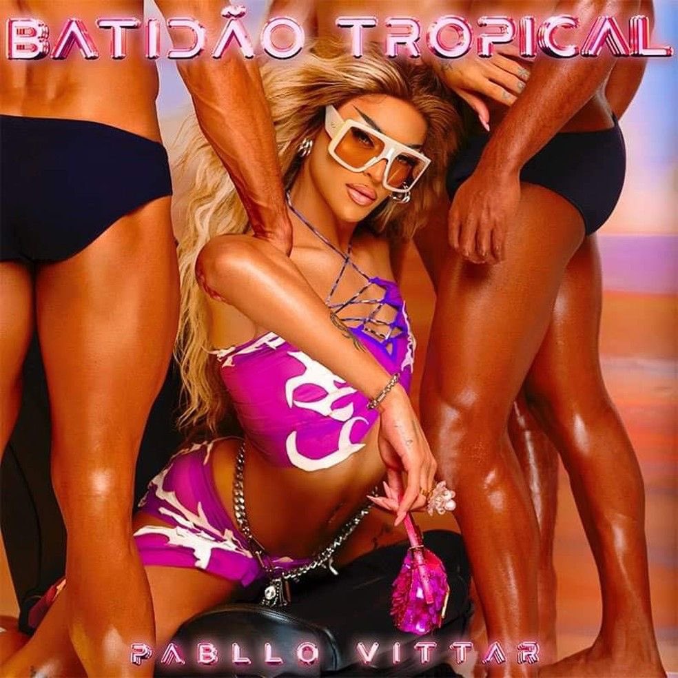 🚨| VENCEMOS! Pabllo Vittar confirma que o “Batidão Tropical” será uma série de álbuns, confirmando mais volumes. 

“Esse álbum é uma abertura para uma sequencia de Batidões Tropicais. Tem muita coisa que eu quero fazer e cantar, então esperem um volume3, volume4 e volume5.”