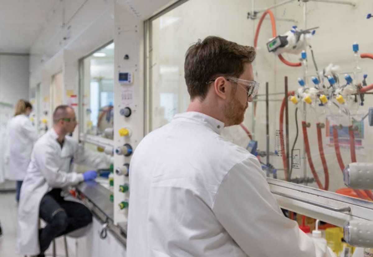 Interested in postgraduate study in Inorganic Chemistry and/or Materials Science? Check out our new IMAT doctoral programme – 13 fully funded doctoral studentships available for Oct 2024 start ox.ac.uk/admissions/gra… chem.ox.ac.uk/postgraduate-d… @OxfordChemistry @OxfordMaterials