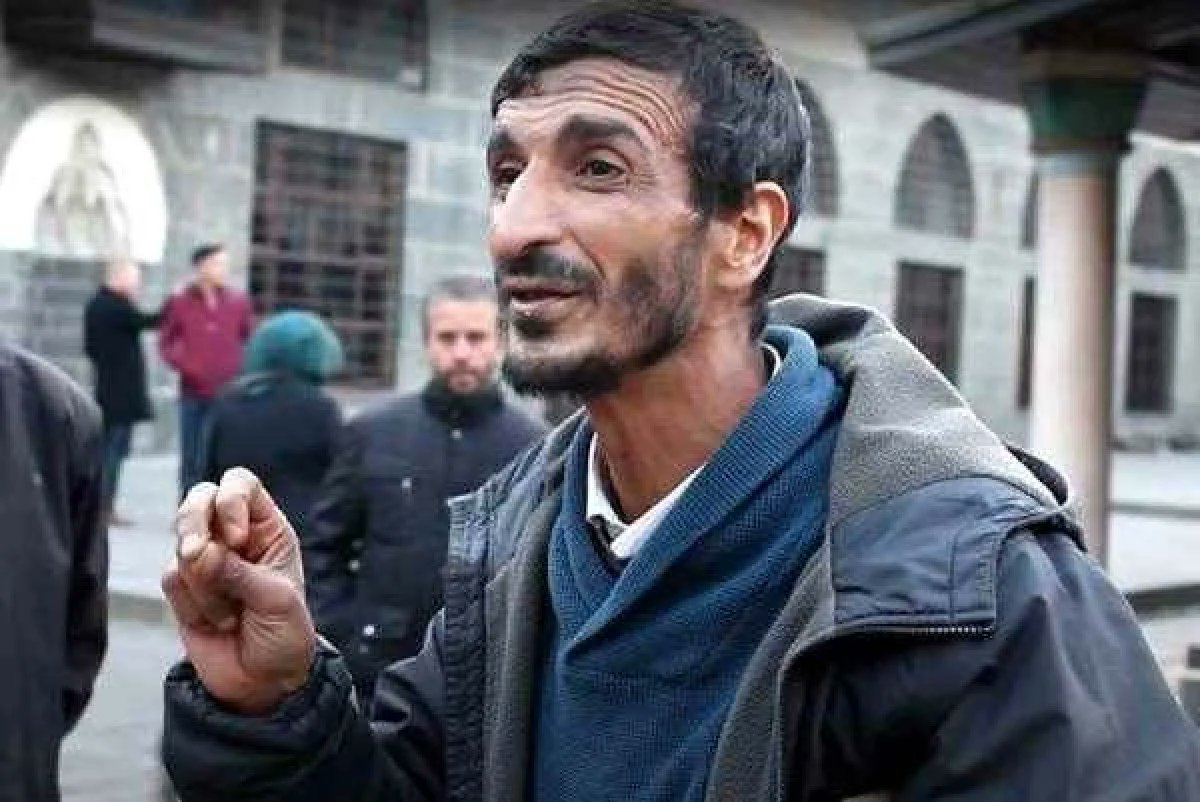 #SONDAKİKA | Diyarbakır'da Ulu Camii’de yaptığı dini konuşmalar nedeniyle "Ramazan Hoca" olarak da tanınan Ramazan Pişkin, İstanbul'da uğradığı bıçaklı saldırıda öldürüldü.