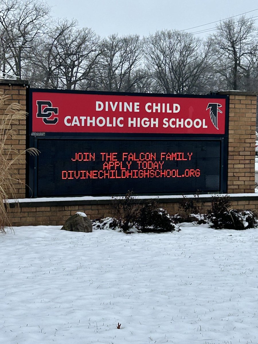 stoneyrock64's tweet photo. Just had a great visit with Coach Moore, Coach Laney and their kids! #GoFalcons #CoachMoore #CoachLaney https://t.co/qF2tj57PMe