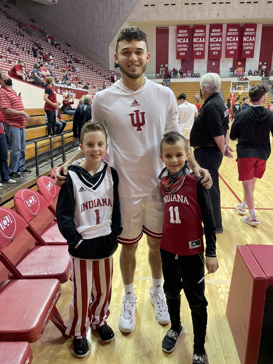 HoosierProject's tweet photo. Anthony Leal has been an incredible supporter of the Hoosier Ticket Project since day one!
This morning we’re sending a huge congratulations to our friend on his big game last night!
We’re proud of you Anthony!
#iubb #TheHTP https://t.co/YqG00ASC25