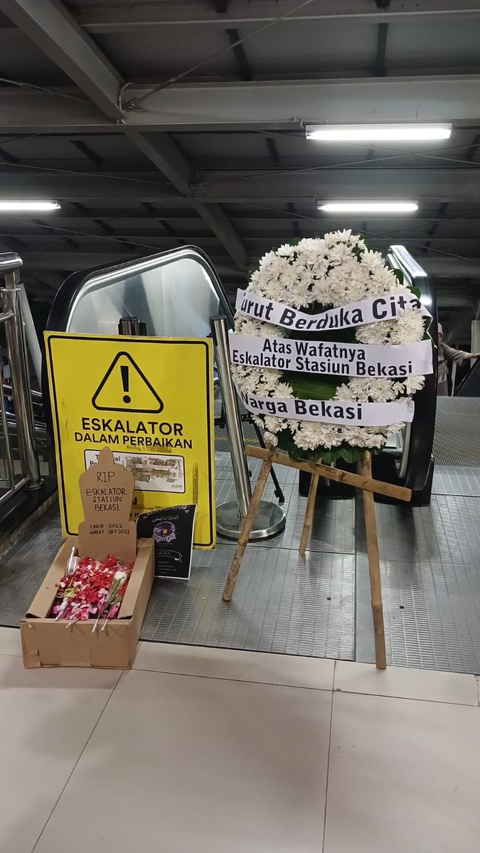 Bismillah day 100 #100HariWafatnyaEskalator