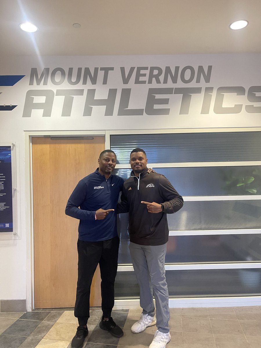 Terrence Edwards (@tewracademy) on Twitter photo I appreciate <a href="/CoachReid_/">Jordan Reid</a> for stopping by <a href="/MV_Athletics/">Mount Vernon Athletics</a> this morning. #IAmAMustang I appreciate <a href="/CoachReid_/">Jordan Reid</a> for stopping by <a href="/MV_Athletics/">Mount Vernon Athletics</a> this morning. #IAmAMustang