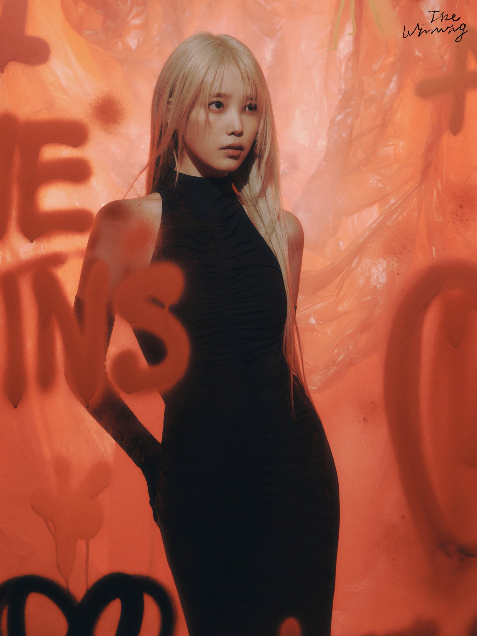 GFLeb_1acAAAswZ?format=jpg&name=large