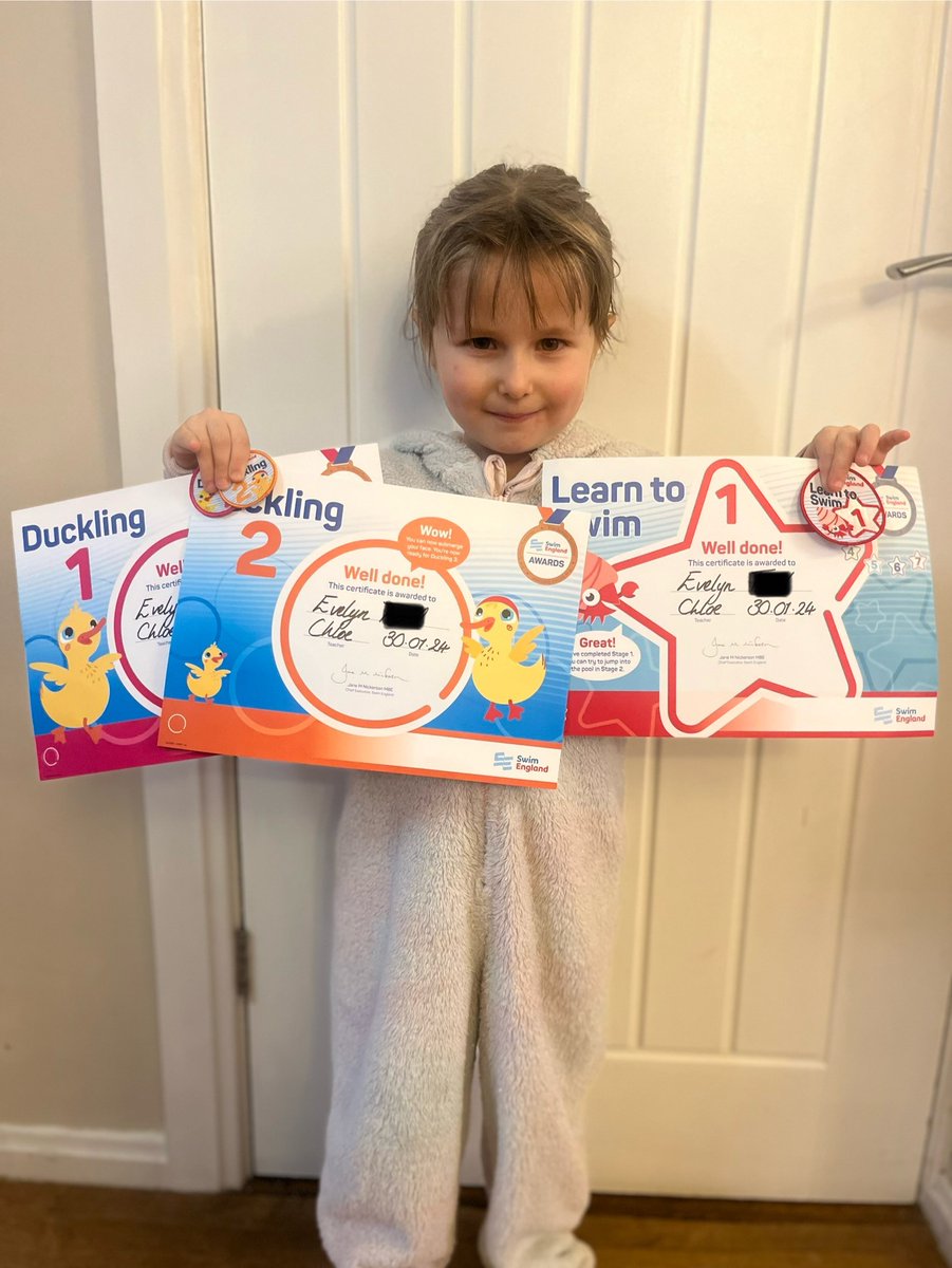 Evie has been working so hard in her Swimming lessons recently and has now completed her Duckling 1&amp;2 badges and her Stage 1 badge! She was so proud of herself! We are proud of you, Evie! 🐥🌟