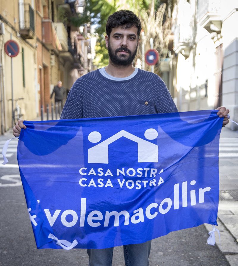 josepramonbosch's tweet photo. Rubén Wagensberg, el agitador de “Volem acollir” e impulsor de las puertas abiertas a migrantes del tercer mundo, huye a la millonaria suiza. No a Palestina, Siria o Lampedusa. A Suiza. Es diputado de ERC y oculto tras el alias Konan, redactó los comunicados de Tsunami. Cobarde https://t.co/UXRyhc5JMi