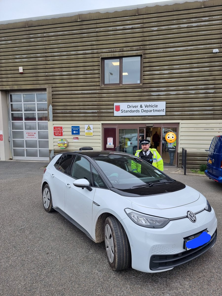 St Brelade's Community Police Officer tweet media