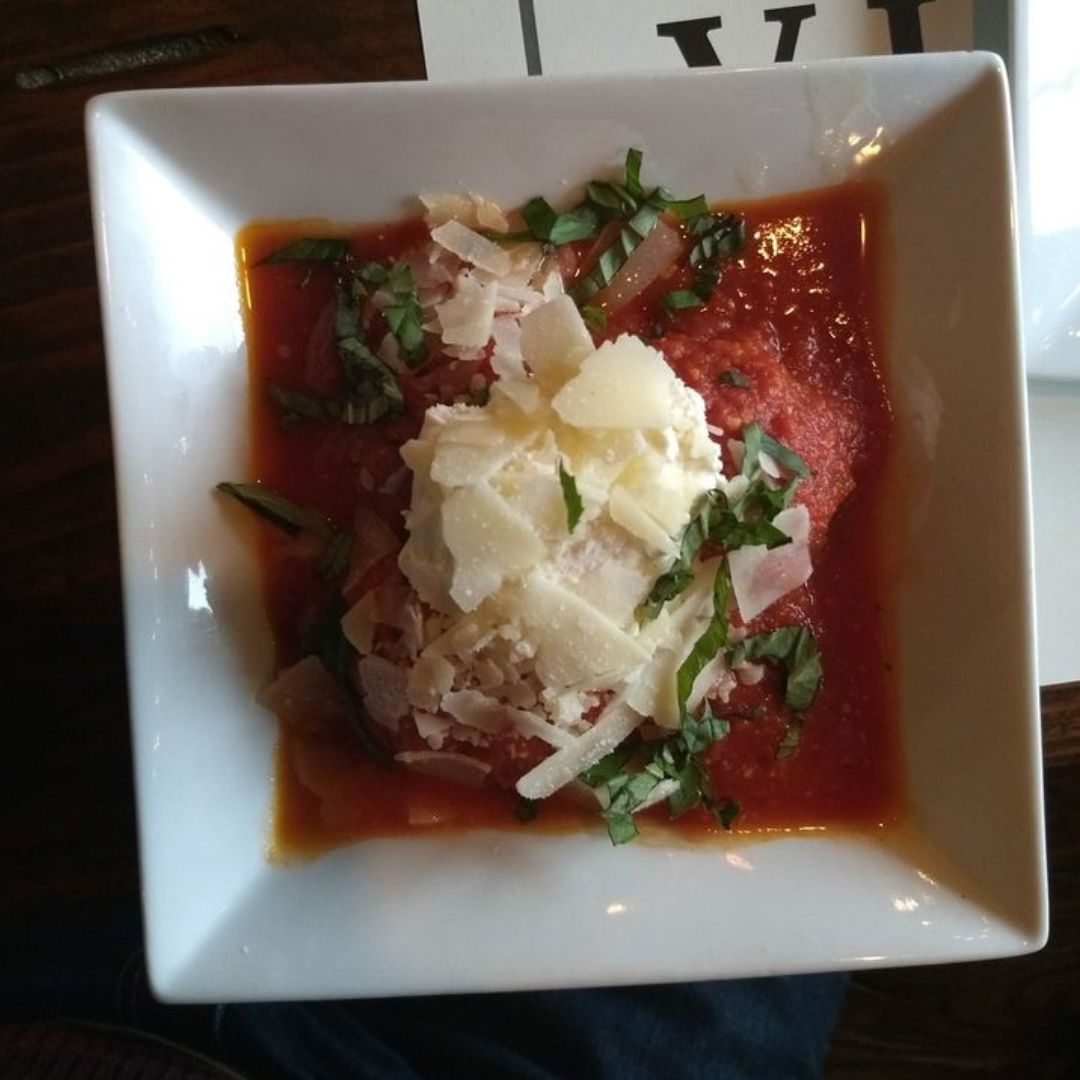 Try our Uncle Louie's Meatballs to warm you up this winter! 

buff.ly/3cT08hi

#VintageWineBarAndBistro #Farmingdale #LongIsland #WineBar #LongIslandEats #TastingLongIsland #Meatballs