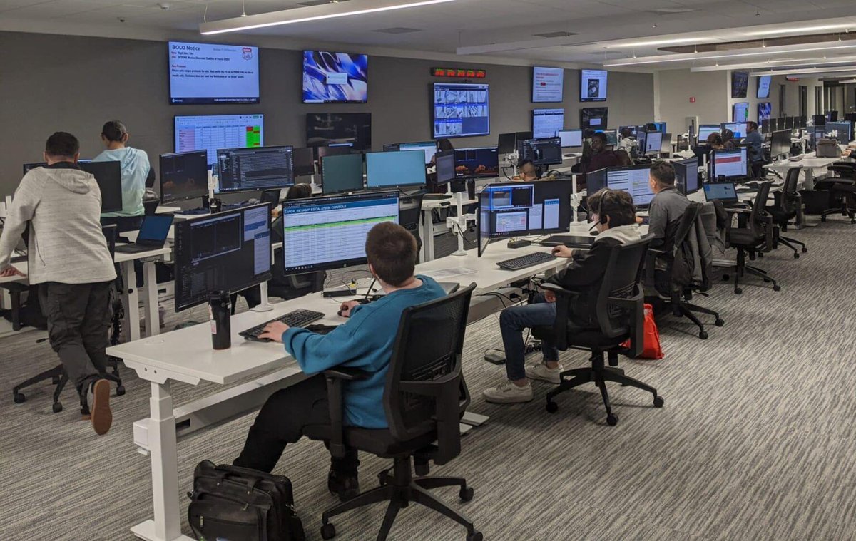 ProVigilCorp's tweet photo. We’re excited to share that Pro-Vigil is now a TMA Five Diamond Monitoring Center! Read more about what it takes to be Five Diamond certified: https://t.co/jLEXyFb7Jq https://t.co/duG6vaiDgm