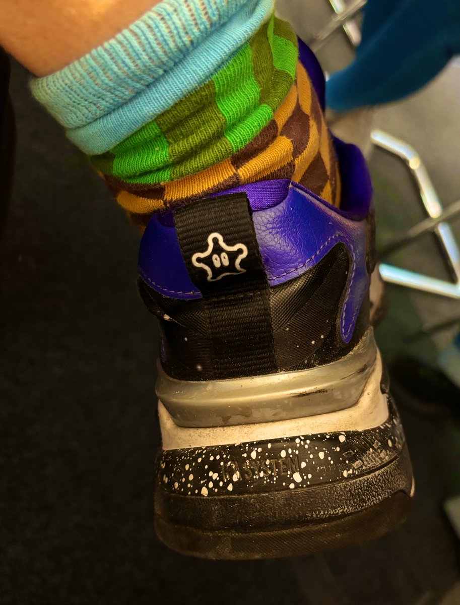 Sonic-Socken zu Super-Mario-Schuhen? Ich kann’s tragen…