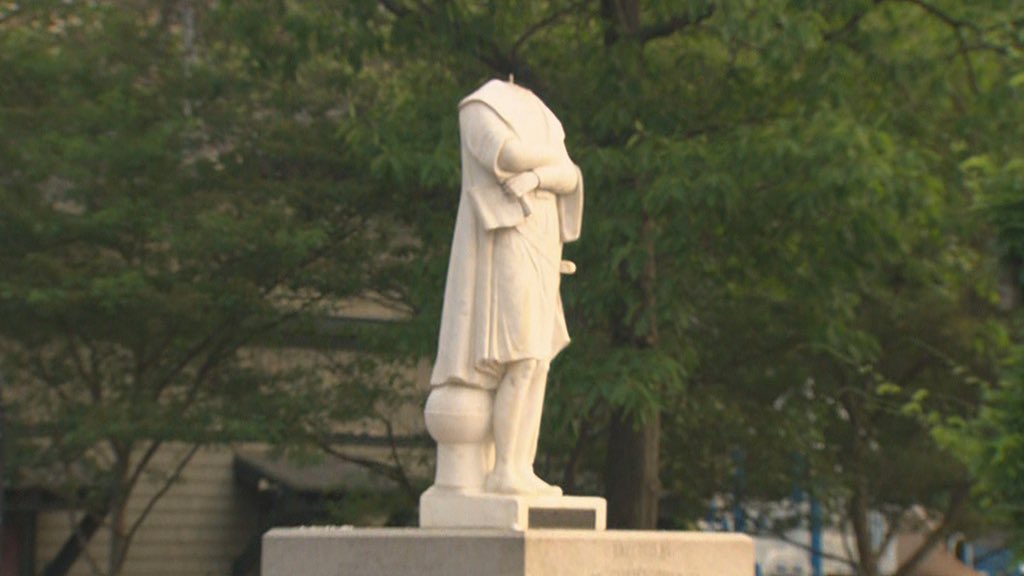 libsoftiktok's tweet image. Violent activists tore down dozens of statues including Columbus, Thomas Jefferson, and George Washington. None were held accountable or charged with a hate crime.

Michael Cassidy knocks over a Satan statue made out of household items and gets charged with a hate crime.

Welcome…