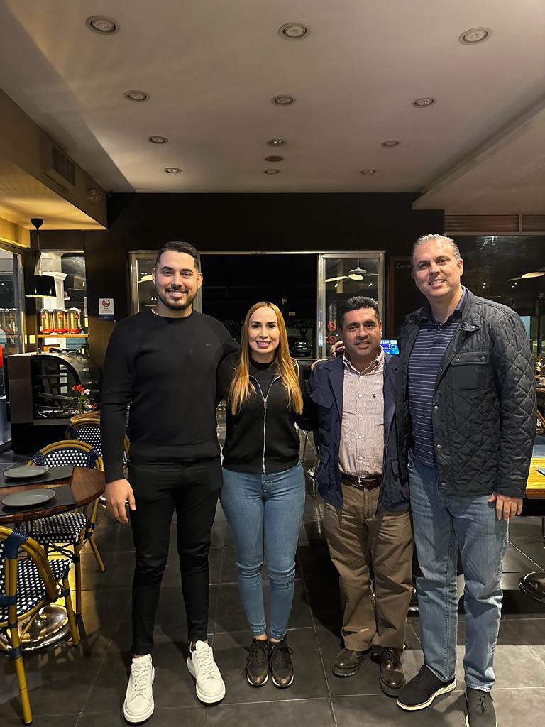 Gran charla entre amigos