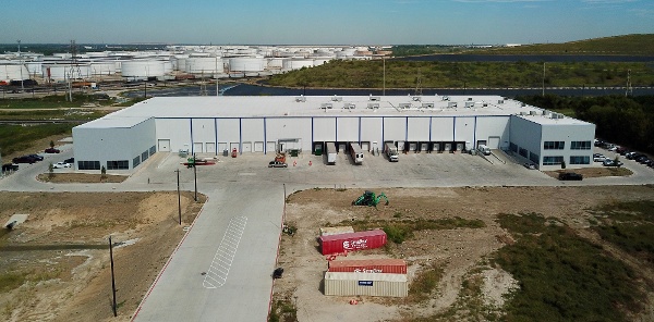 houston_cre's tweet image. ➡️❄️🌡️± 38,595 SF Available Now  | Cold Storage Building for Lease and ±52,900 SF Build to Suit available hubs.la/Q02jjcn20
#Industrial #ColdStorage #RedBluff @Colliers_HOU