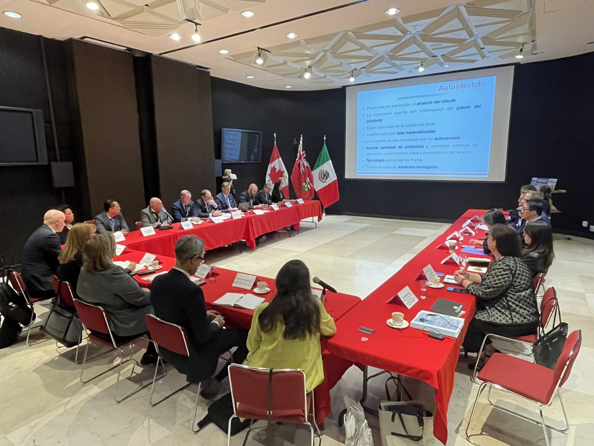 LisaThompsonPC's tweet image. While in #Mexico #Ontario’s grain &amp;amp; bakery trade mission also had a valuable exchange with representatives from: Latin Institute for Cereals, Nat’l Assoc of Importers &amp;amp; Exporters, Nat’l Chamber of Bakers, Nat’l Chamber of Corn Processors as well as #Antad &amp;amp; the Wholesale Market.