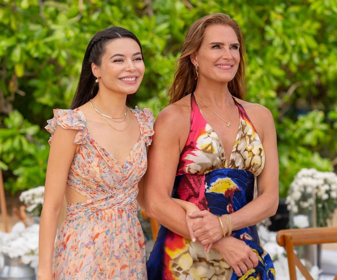 Brooke Shields (@brookeshields) on Twitter photo It’s official… MOTHER OF THE BRIDE is coming out on @Netflix on May 9th globally!! We are so excited for you to see it 🤍#MotheroftheBrideNetflix <a href="/MirandaCosgrove/">Miranda Cosgrove</a> It’s official… MOTHER OF THE BRIDE is coming out on @Netflix on May 9th globally!! We are so excited for you to see it 🤍#MotheroftheBrideNetflix <a href="/MirandaCosgrove/">Miranda Cosgrove</a>