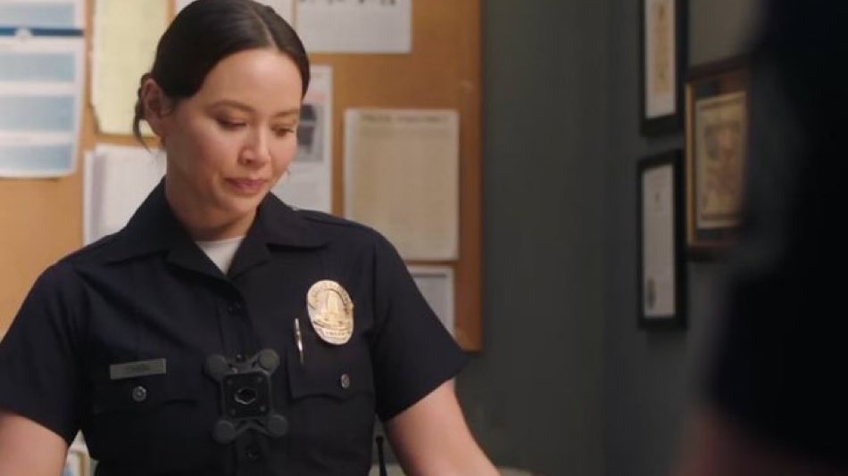 halsteadsasss's tweet photo. protect lucy chen’s happiness at all costs PLEASE #therookie https://t.co/EnICA6SW9I
