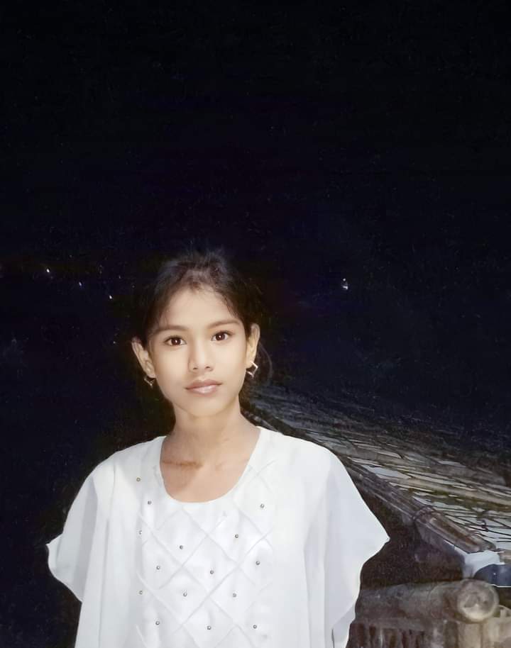 WinNain83540225's tweet photo. "URGENT: Rohima, a 14-year-old resident of Balukhali-1, Camp-10, block (G-41) in BD Ro Camp, has disappeared. We urge anyone with info to come forward and help reunite her with her family. Let's spread the word and bring Rohima home safely. #FindRohima #BangladeshRefugees" https://t.co/EpAbFxQPAy