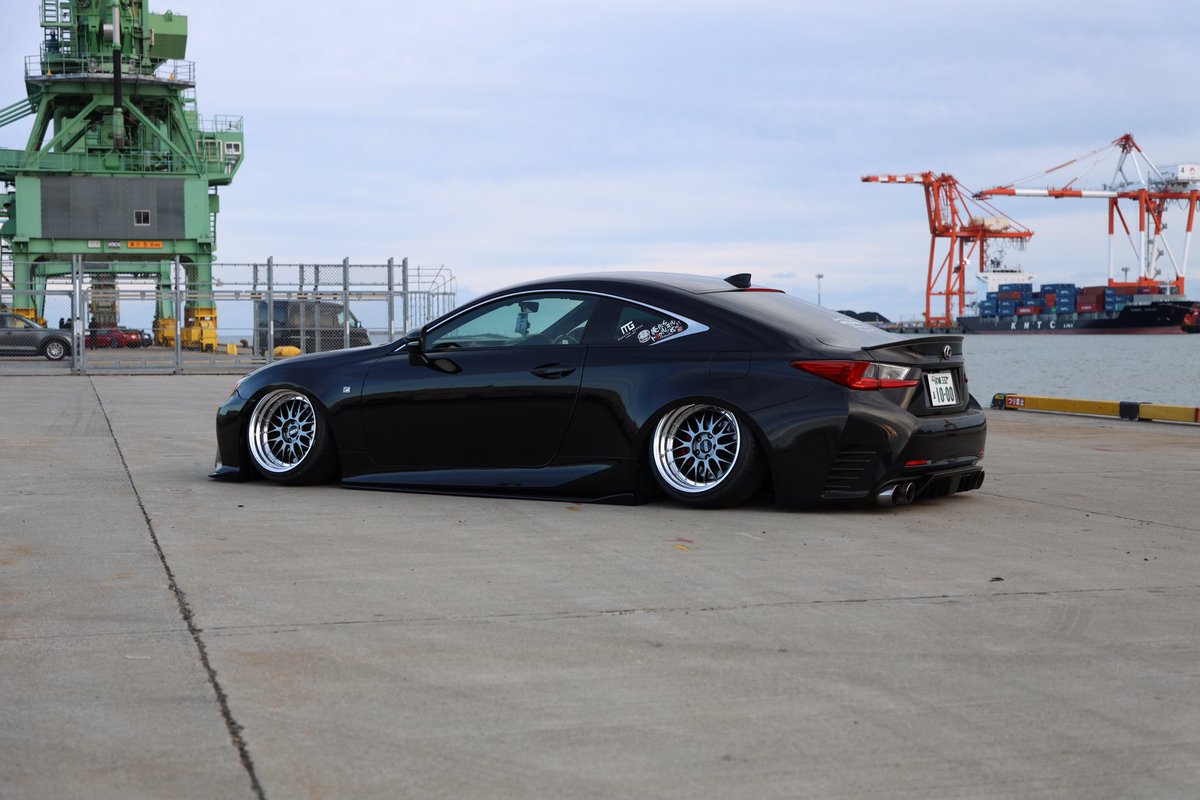 Mizuki_0710's tweet photo. BBS LM リバレル 
18インチ 11.5j+15 通し
255/35r18 LUCCINI https://t.co/6mPZoH1Erl