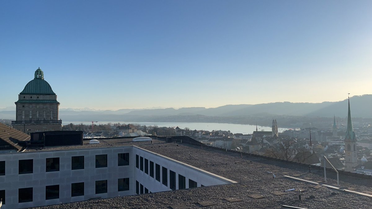 We’re getting ready to hand out the first round of @LEAFinLabs certificates here at @ETH 🌱 And what a view 🤩