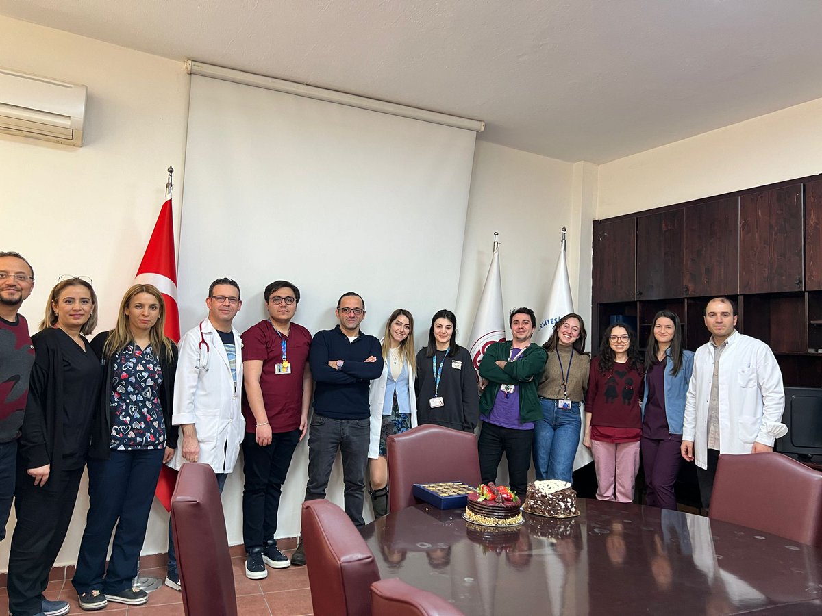 Kalp kırıklarımla geldim dedim, düzeltiriz dediler. Çocuk değilim dedim, ruhun çocuk dediler. Artık kalbim kırık değil ama buruk çünkü AÜTF Ç. Kardiyolijideki son günümdü. Hüüü.