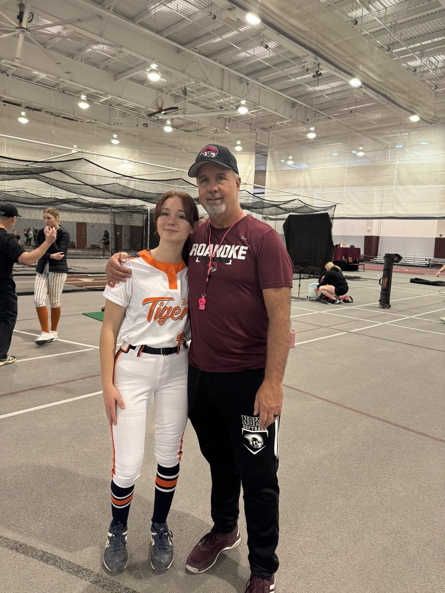 Thank you <a href="/RoanokeSoftball/">RoanokeSoftball</a> for an awesome team camp this past Sunday. Got so many good reps in and learned some great new hitting drills. <a href="/CoachMays24/">David Mays</a> <a href="/RCcoachMitchell/">Michael Mitchell</a>