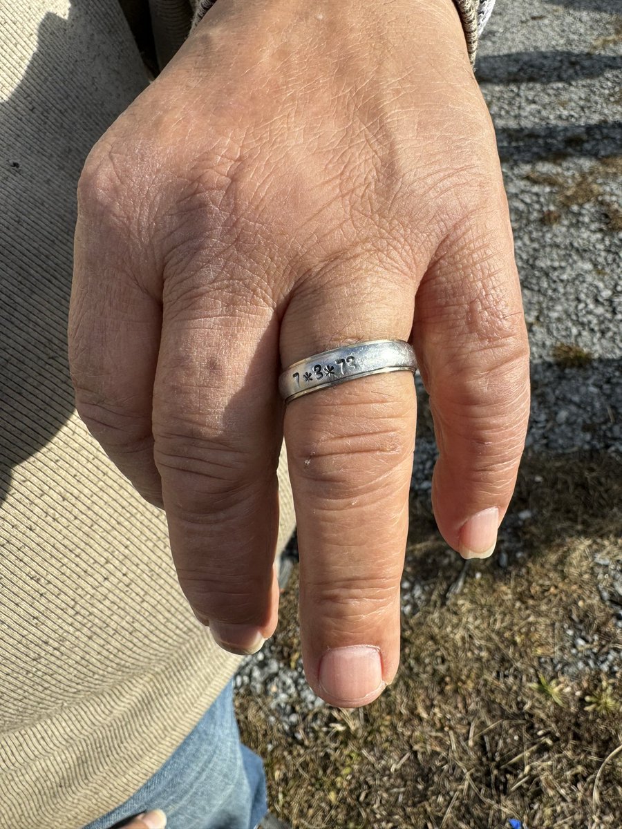 Valor Clinic can help the Veteran and their spouse through programs like Veterans Unstoppable. Visit valorclinic.org/events for more information.  #volunteer #veteran #homeless #22veteranscommitsuicideeveryday #homelessveterans #love #marriage #suicide #SuicideAwareness