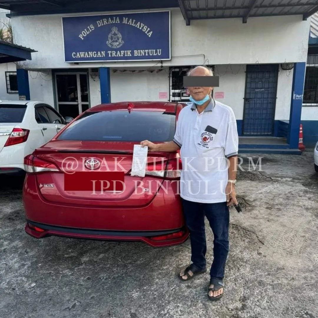 mynewshub's tweet photo. LAGI???????????

KENYATAAN MEDIA KETUA POLIS DAERAH BINTULU

KES VIRAL MELIBATKAN SEBUAH KENDERAAN JENIS TOYOTA VIOS TIDAK BERI LALUAN KEPADA KENDERAAN AMBULANS BERSIREN.

Bintulu 31 Januari 2024 - Satu kes pemanduan M/kar tidak bagi laluan kepada kenderaan Ambulans dalam keadaan kecemasan bersiren. Kejadian telah berlaku pada 30 Januari 2024 di Jalan Tanjung Kidurong jam lebih kurang 4:42 petang.

Kejadian melibatkan sebuah M/kar jenis Toyota Vios bewarna Merah No Pendaftaran QCJ 2629 dan sebuah M/Van Ambulans KKM.

Bahagian Siasatan Dan Penguatkuasaan Trafik IPD Bintulu telah mengambil tindakan mengesan pemandu kenderaan M/kar Toyota Vios tersebut. Pemandu M/kar Toyota Vios bewarna merah telah diambil tindakan saman di Bawah Kaedah 9 Kaedah-Kaedah Lalulintas 166/59 iaitu kesalahan tidak memberi laluan kepada ambulans bersiren bergerak terus.

Difahamkan pemandu kenderaan Toyota Vios tersebut ada mengalami masalah pendengaran dan alat pembantu pendengaran beliau tidak berfungsi dengan baik pada masa tersebut. Pemandu M/kar Toyota Vios warna merah merupakan seorang lelaki tempatan berumur 74 tahun pada masa kejadian.

Semua pengguna jalanraya dinasihatkan untuk mematuhi undang-undang serta peraturan jalanraya. Semua lalulintas hendaklah memberikan laluan apabila ada siren amaran daripada kenderaan Ambulans, Polis dan Bomba.

#PolisDanMasyarakatBerpisahTiada
Polis Sarawak