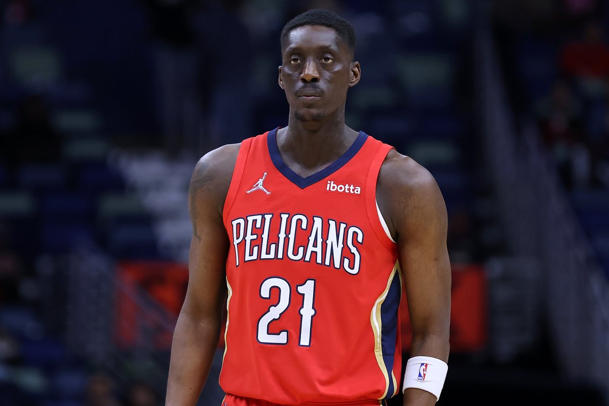 Tony Snell needs to sign with an NBA team by Friday to to reach a 10th year of service to be eligible for the players association's premium medical plan, per <a href="/JakeLFischer/">Jake Fischer</a>.

The plan would cover his entire family, which includes his three-year-old and two-year-old son who have