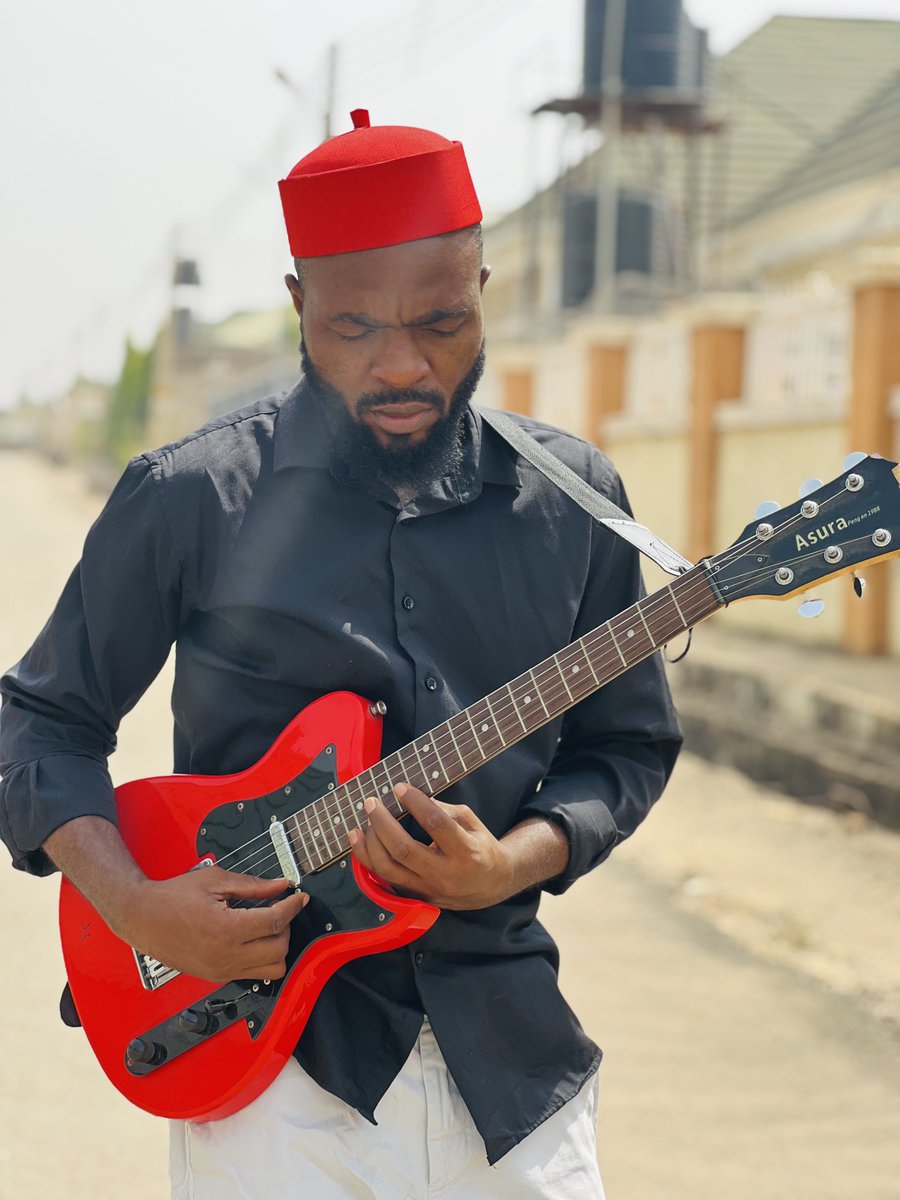 zikiweofficial's tweet photo. What shall I play for you? https://t.co/GheJBSxhyd