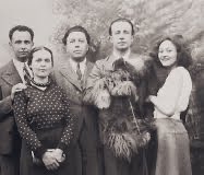 🌿Avec Éluard, les mots les plus simples, les plus quotidiens, prenaient un sens grandiose.

Elsa Triolet 

Aragon, Elsa, Breton, Éluard, Nusch