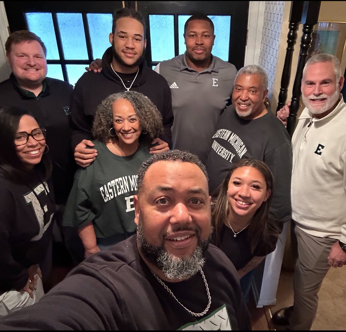 Javon Thomas🦅 (@j_thomas2024_) on Twitter photo Had a great home visit this past Sunday!!!! <a href="/Coach_Creighton/">Chris Creighton</a> <a href="/_CoachSteckel/">Jerone Steckel</a> <a href="/CoachBenNeedham/">Ben Needham</a> 🦅💚 Had a great home visit this past Sunday!!!! <a href="/Coach_Creighton/">Chris Creighton</a> <a href="/_CoachSteckel/">Jerone Steckel</a> <a href="/CoachBenNeedham/">Ben Needham</a> 🦅💚