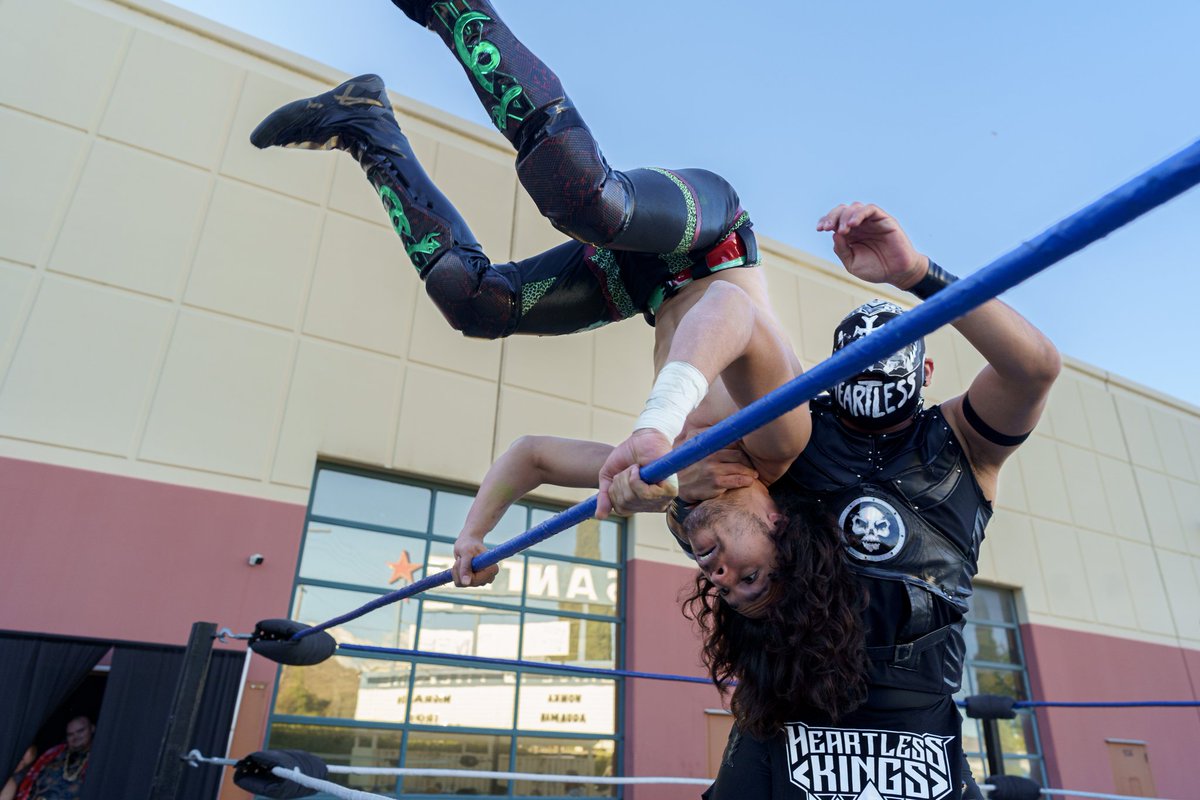 SkyfireProLucha's tweet photo. In non-tournament action, Fabrizio makes his San Diego return on March 10th as he teams with the Pumpline to take on the Heartless Kings! The Kings have been dominant the past few months, can Fabrizio and the upstarts slow their momentum?

📷 @hibanhuerta and @MylesInfocus https://t.co/8j6ZzBz2Ih