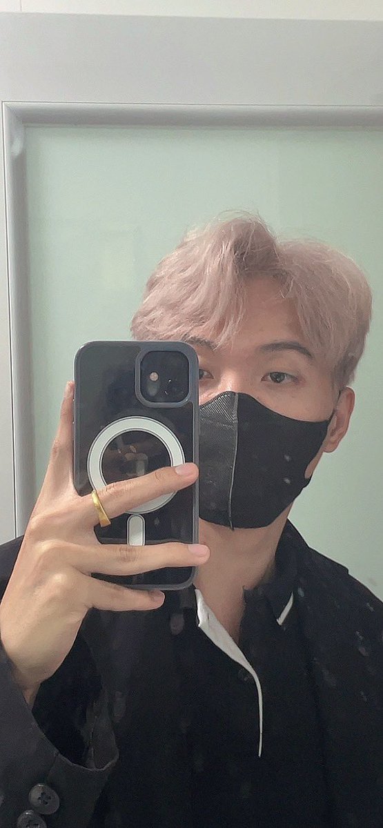 hostin6868's tweet photo. Làm xong cái đầu ăn Tết 🤧 https://t.co/zKu9gx75Zi