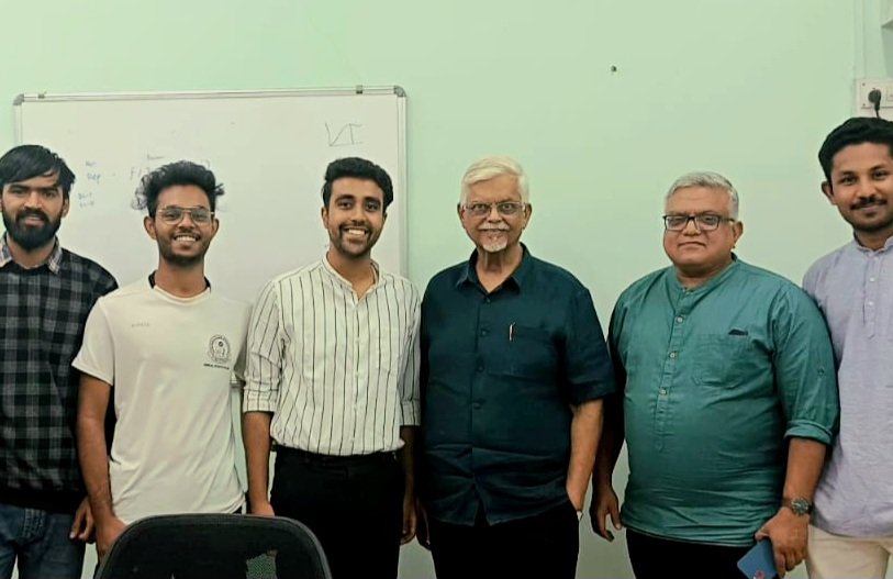 AlphinPothen's tweet photo. Engaging session with Sanjaya Baru(@Barugaru1)esteemed author &amp; Media Advisor to ex-PM Manmohan Singh, discussing Shinzo Abe's Indo-Pacific role in 'The Importance of Shinzo Abe: India, Japan, and the Indo-Pacific' book talk. Joined by Prof. Ramana Murthy, Dean of SoE, HCU https://t.co/asAPgSqqgq